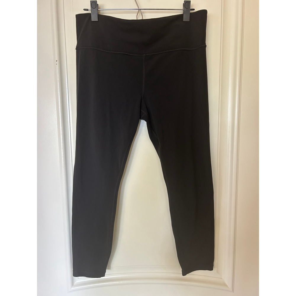 Women's Athleta Elation High Rise 7/8 Legging Large Black - Picture 4 of 11
